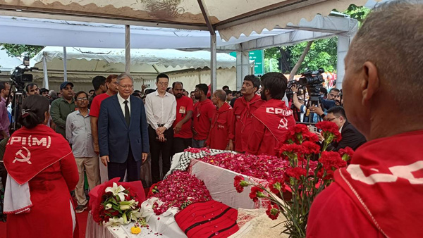 China Vietnam and Palestinian Ambassadors to India pays tribute to Sitaram Yechury