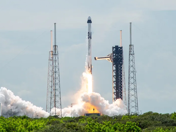 SpaceX Dragon Crew-9 arrives at ISS