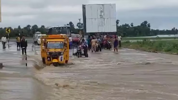 Officials have estimated that the heavy rains caused a loss of Rs 5438 crores in Telangana Officials have estimated that the heavy rains caused a loss of Rs 5438 crores in Telangana