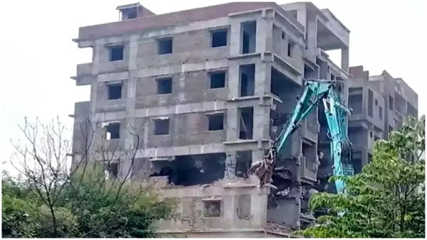 tension among Warangal residents Debate on Greater Warangal Council resolution over illegal constructions