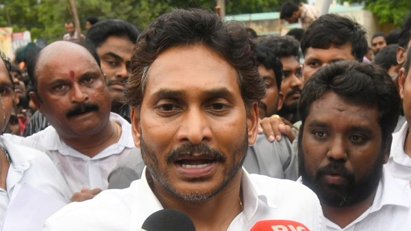 YS Jagan Appoints party presidents for districts key decision over Floods in vijayawada
