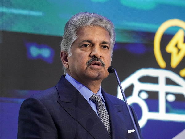 Anand Mahindra shared video went viral in social media