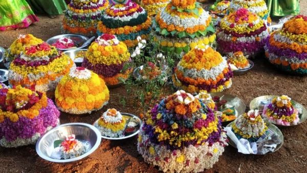 Occasion Of Saddula Bathukamma celebrations traffic restrictions have been imposed in many parts of Hyderabad