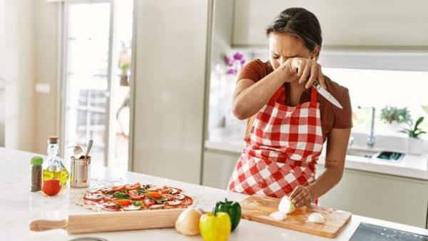 Causes of tears while cutting onion