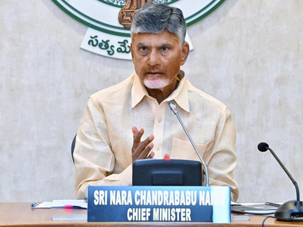 AP government will deposit money in the bank accounts of flood victims who have not received money within two days