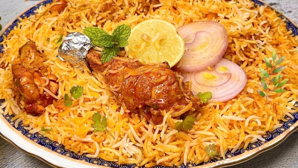 Major Benefits of Eating Onion in Biryani