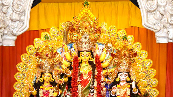 If you do these things on Vijayadashami Vijayalakshmi blessings for whole year