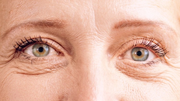 Precautions to be taken to keep eyes healthy