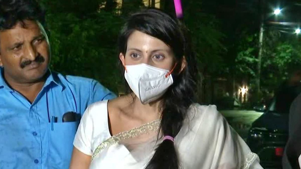 AP government hands over Three cases for CID including Actress Jethwani case AP government hands over Three cases for CID including Actress Jethwani case