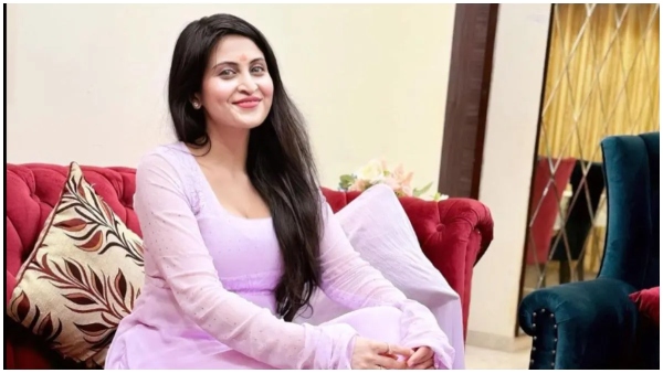 Bail petition arguments of police officers in Bollywood actress Kadambari Jethwani case are complete Bail petition arguments of police officers in Bollywood actress Kadambari Jethwani case are complete