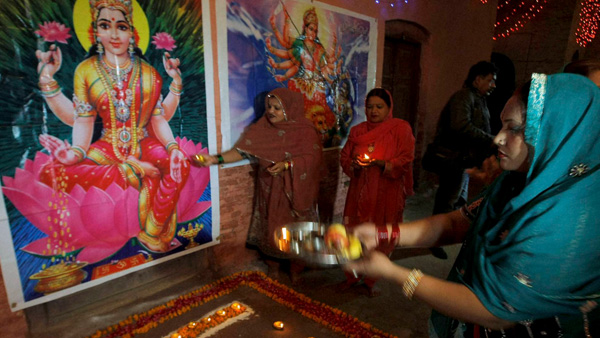 three zodiac signs will get huge money due to diwali goddess lakshmi grace