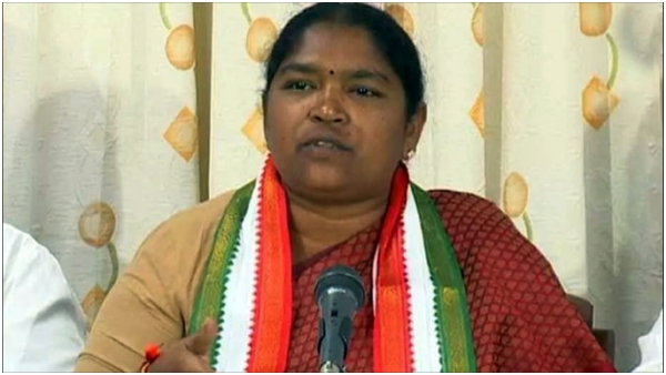 Minister Seethakka said that 4 lakh farmers will be given loan waiver after Diwali Minister Seethakka said that 4 lakh farmers will be given loan waiver after Diwali