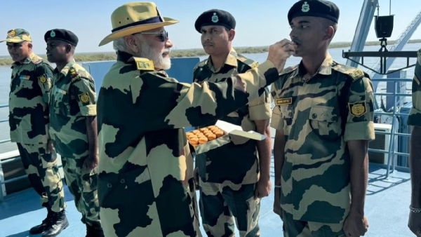 Prime Minister Narendra Modi s Diwali celebrations with soldiers in Kutch