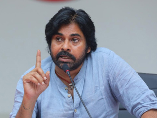 pawan kalyan withdraws quash petition in high court in comments against volunteers case pawan kalyan withdraws quash petition in high court in comments against volunteers case