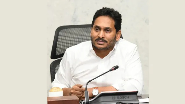 Speaker of the Andhra Pradesh Assembly who invited Jagan to the assembly meetings
