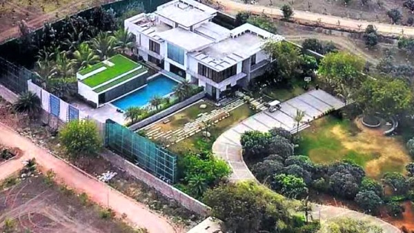 Janwada farm house party case High Court key orders on Raj Pakala petition Janwada farm house party case High Court key orders on Raj Pakala petition