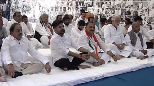 On the occasion of Gandhi Jayanti CM Revanth Reddy paid tributes to Mahatma Gandhi On the occasion of Gandhi Jayanti CM Revanth Reddy paid tributes to Mahatma Gandhi