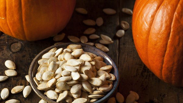 How does eating pumpkin seeds change health what is the health benefits of pumpkin seeds How does eating pumpkin seeds change health what is the health benefits of pumpkin seeds