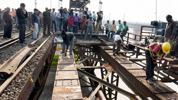 railway news Manugur ramagundam railway line works that goes through Medaram at jet speed