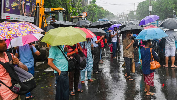 Cyclone Dana IMD predicts Heavy to very heavy rain over these state including Andhra