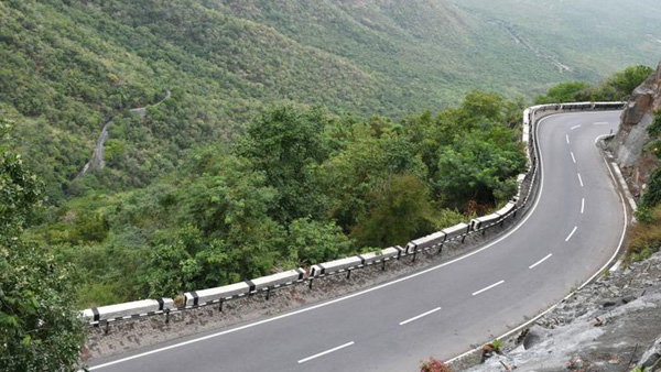 Srivari Brahmotsavalu 6 vehicles plying on Tirumala ghat roads seized for overloading