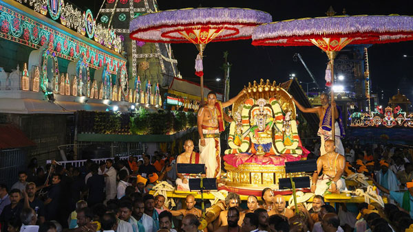 Chandrababu has issued orders not to make noise when VIPs arrive in Tirumala