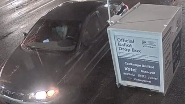 US Presidential elections 2024 fires at ballot drop boxes in Oregan Portland and Vancouver US Presidential elections 2024 fires at ballot drop boxes in Oregan Portland and Vancouver