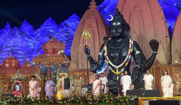 President Draupadi Murmu participated in the Koti Deepotsav program at NTR Maidan Hyderabad