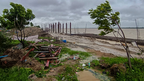 Low pressure has formed in Bay of Bengal to turn into a cyclone today