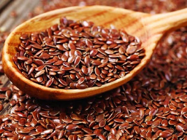 Amazing Health Benefits of Eating Two Tablespoons of Flaxseeds Daily Amazing Health Benefits of Eating Two Tablespoons of Flaxseeds Daily