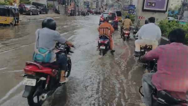 Heavy rain in many parts of Hyderabad Roads waterlogged