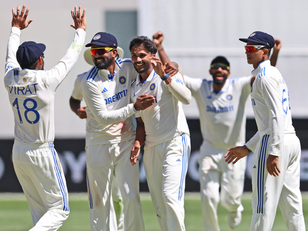 Team India big victory against Austrlia in Peth Test by 295 Runs