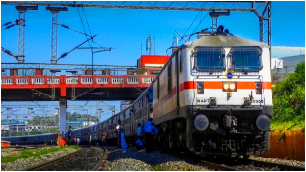 indian Railways to add 10 000 additional coaches to trains in next 2 years