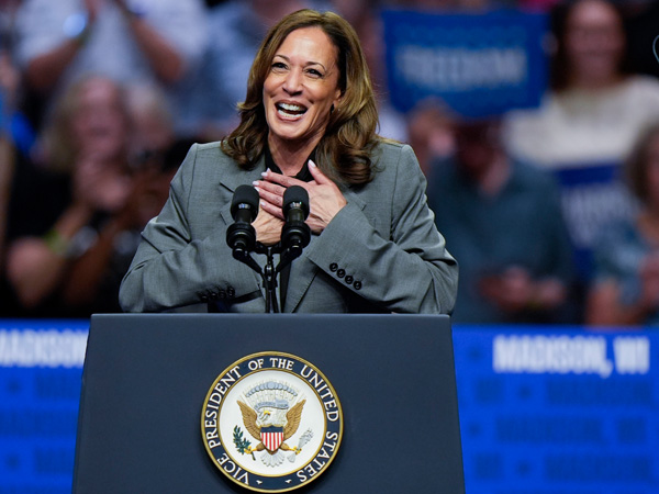 US elections 2024 Kamala Harris shared a childhood picture with her mother Shyamala Gopalan