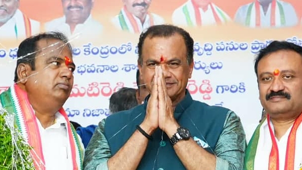 Indiramma Housing Scheme to start from next month Komatireddy Venkat Reddy Indiramma Housing Scheme to start from next month Komatireddy Venkat Reddy