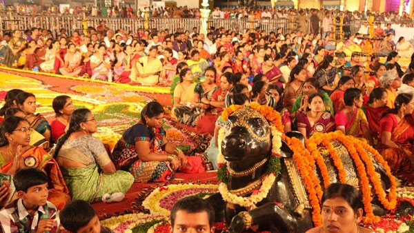 Koti Deepothsavam 2024 TGSRTC set to run special buses to NTR Stadium Hyderabad