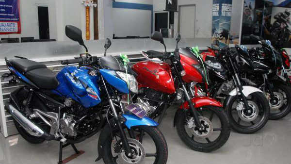 Two wheeler owners don t make these mistakes that leads to milage drops maintain periodically