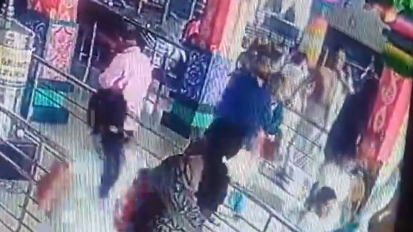 A man died of a heart attack while circumambulating the temple in KP HB Hyderabad