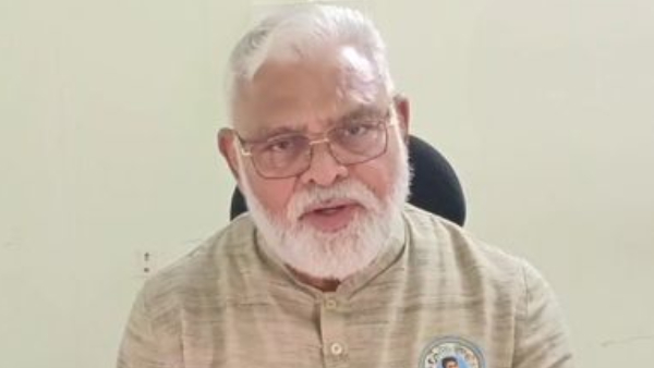 ysrcp leader Ambati Rambabu help to party social media worker arrest