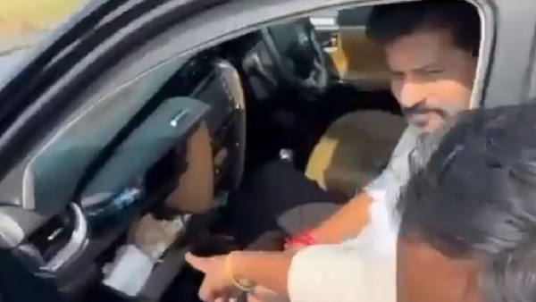 Maharashtra elections 2024 Police checked the Telangana CM Revanth Reddy s car at Chandrapur Maharashtra elections 2024 Police checked the Telangana CM Revanth Reddy s car at Chandrapur