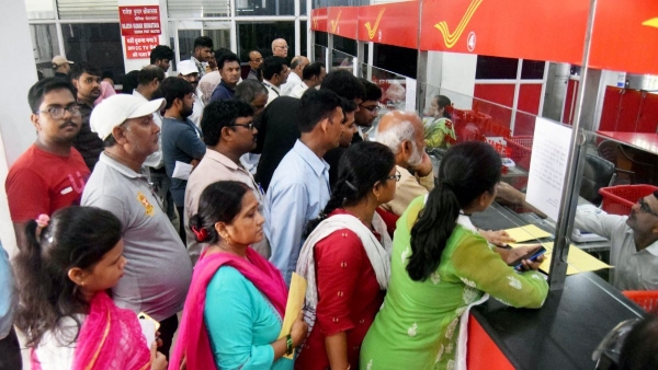 ap government welfare schemes beneficiaries rushes to post offices-here is why