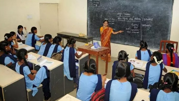 AP Govt to increase one hour more for High Schools to follow new time table