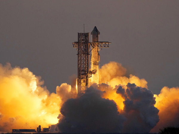 SpaceX s 6th test flight of Starship rocket successfully performed a flip manoeuvre