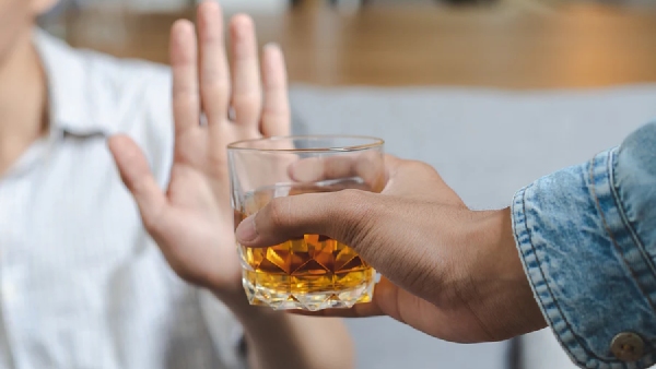 stop alcohol drinking suddenly But you must know the severe problems of this