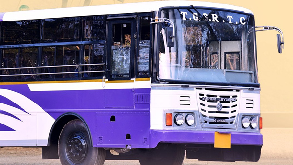 Special buses are running for Group-3 candidates