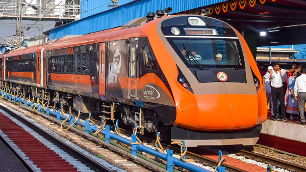 20-coach Nagpur Secunderabad Vande Bharat Express likely to replace with an 8-coach rake