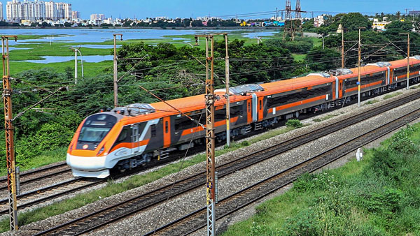 tittle Longest Vande Bharat Express which created history in the country