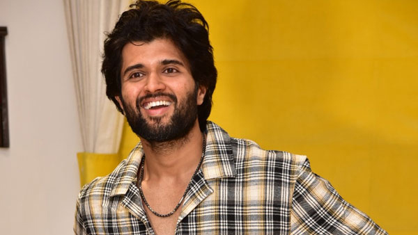 bad luck hero vijay devarakonda rejected four super hit movies