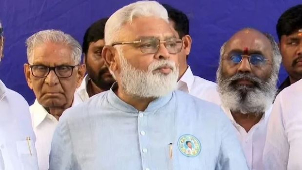 Ambati Rambabu strong counter to pawan kalyan for his late reaction on allu arjun incident Ambati Rambabu strong counter to pawan kalyan for his late reaction on allu arjun incident