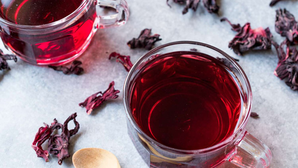 Amazing Benefits of Drinking Hibiscus Tea Regularly